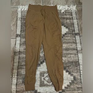 Lululemon dance studio mid rise joggers